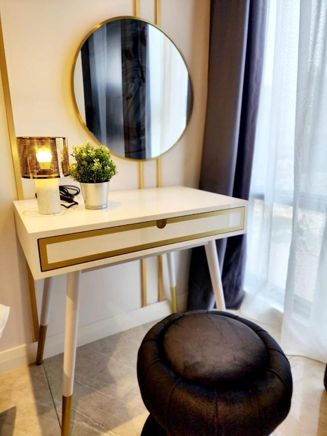 Axon Apartment